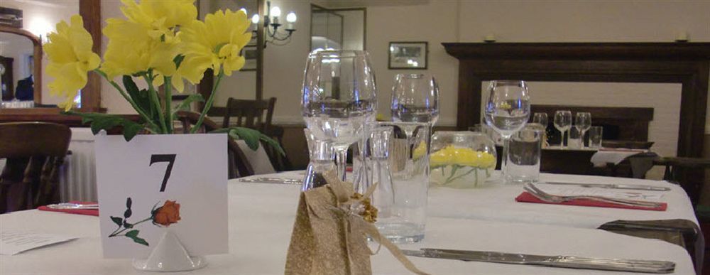 The Devil'S Punchbowl Hotel Hindhead Екстер'єр фото